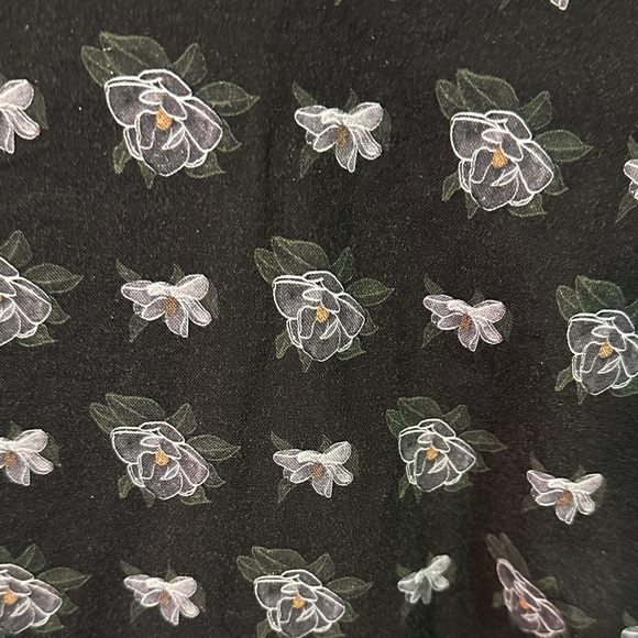 Cotton Black with Chalk Magnolias Floral Women's Tiered Short Dress - Picture 6 of 6